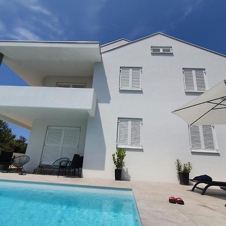 ビビニェHaus Dalmatia With Heated Poolアパートメント エクステリア 写真