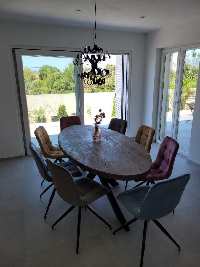 ビビニェHaus Dalmatia With Heated Poolアパートメント エクステリア 写真