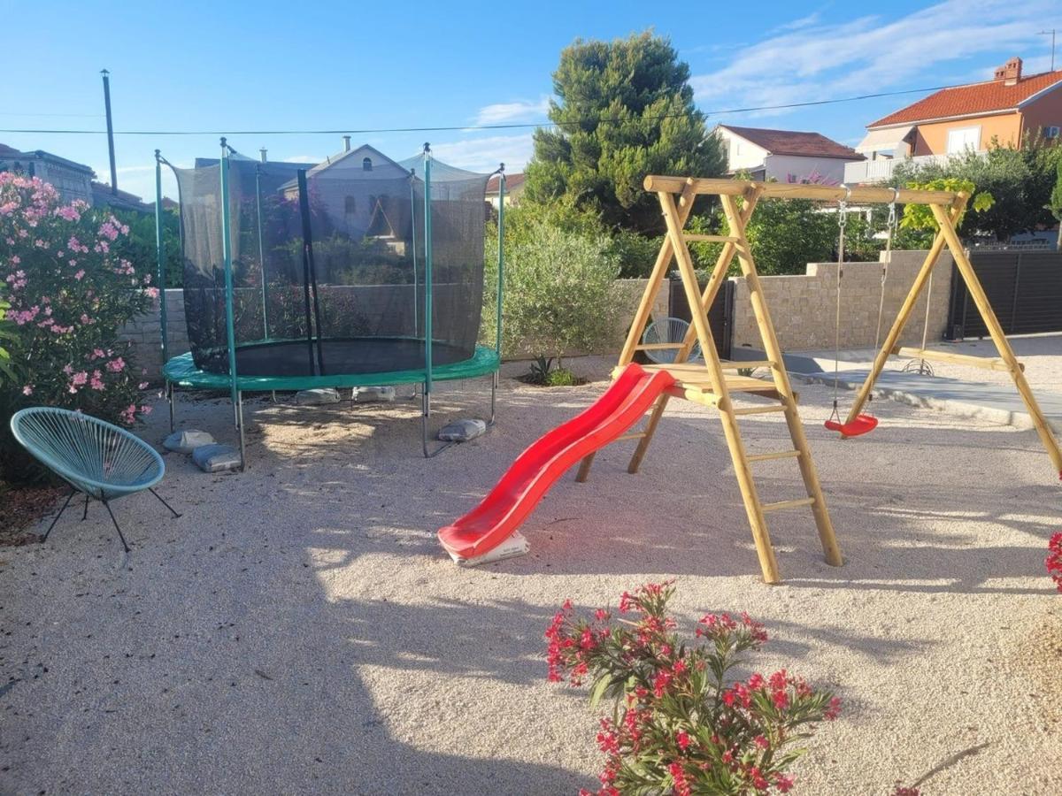 ビビニェHaus Dalmatia With Heated Poolアパートメント エクステリア 写真