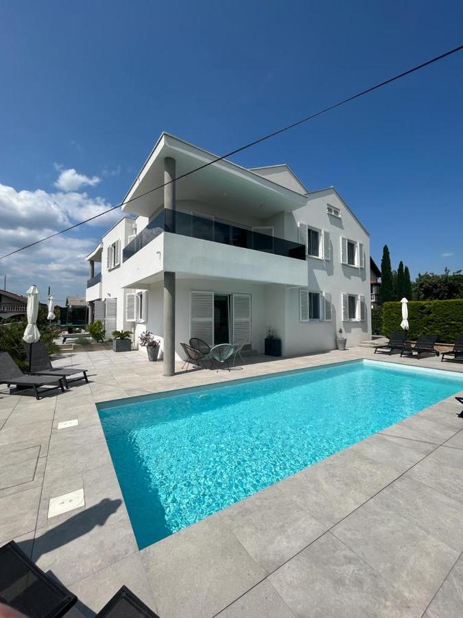 ビビニェHaus Dalmatia With Heated Poolアパートメント エクステリア 写真