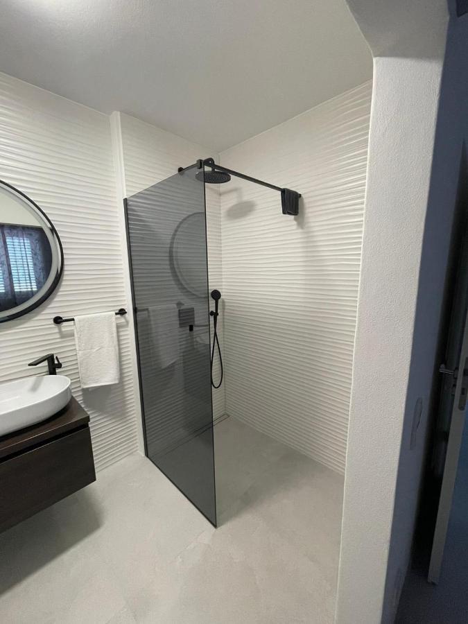 ビビニェHaus Dalmatia With Heated Poolアパートメント エクステリア 写真