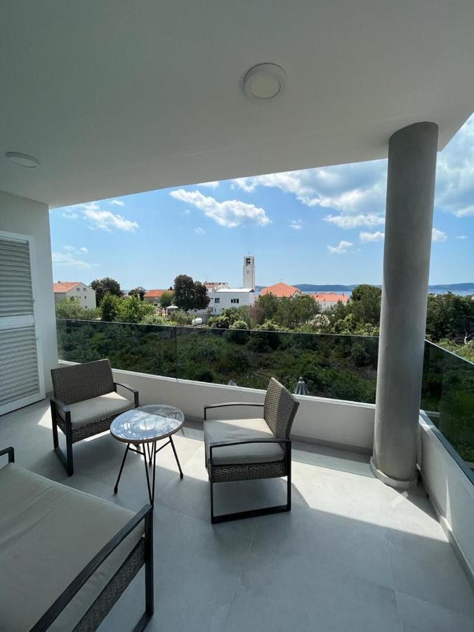 ビビニェHaus Dalmatia With Heated Poolアパートメント エクステリア 写真